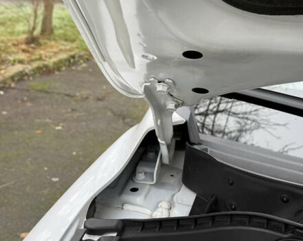 Белый Мазда СХ-5, объемом двигателя 2.2 л и пробегом 200 тыс. км за 17700 $, фото 111 на Automoto.ua