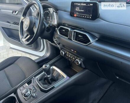 Білий Мазда СХ-5, об'ємом двигуна 2.2 л та пробігом 260 тис. км за 18500 $, фото 7 на Automoto.ua