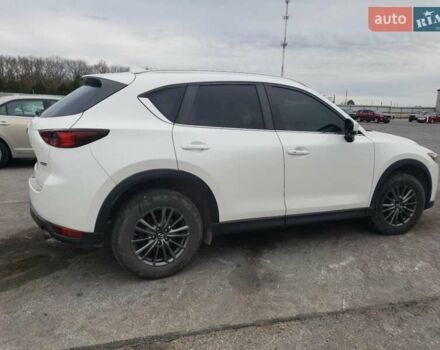 Білий Мазда СХ-5, об'ємом двигуна 2.49 л та пробігом 105 тис. км за 3000 $, фото 2 на Automoto.ua
