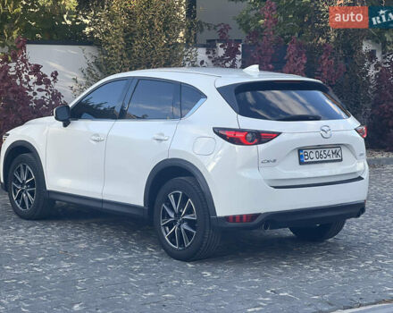 Мазда СХ-5 2017 в Львове на Automoto.ua Белый Мазда СХ-5, объемом двигателя 2.5 л и пробегом 108 тыс. км за 17500 $, фото 7 на Automoto.ua