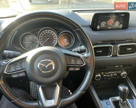 Мазда СХ-5 2017 в Черновцах на Automoto.ua Белый Мазда СХ-5, объемом двигателя 2.2 л и пробегом 195 тыс. км за 22900 $, фото 11 на Automoto.ua