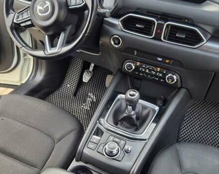 Мазда СХ-5 2017 у Львові на Automoto.ua Білий Мазда СХ-5, об'ємом двигуна 2.19 л та пробігом 261 тис. км за 18700 $, фото 6 на Automoto.ua