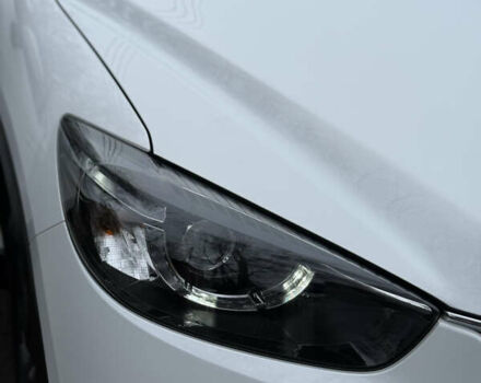 Белый Мазда СХ-5, объемом двигателя 2.2 л и пробегом 200 тыс. км за 17700 $, фото 123 на Automoto.ua