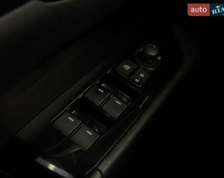 Белый Мазда СХ-5, объемом двигателя 2.49 л и пробегом 138 тыс. км за 19999 $, фото 25 на Automoto.ua