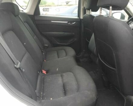 Белый Мазда СХ-5, объемом двигателя 2.5 л и пробегом 98 тыс. км за 12500 $, фото 8 на Automoto.ua