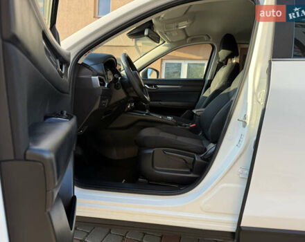 Белый Мазда СХ-5, объемом двигателя 2.2 л и пробегом 186 тыс. км за 18500 $, фото 65 на Automoto.ua