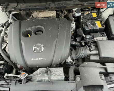 Білий Мазда СХ-5, об'ємом двигуна 2.49 л та пробігом 157 тис. км за 18600 $, фото 16 на Automoto.ua