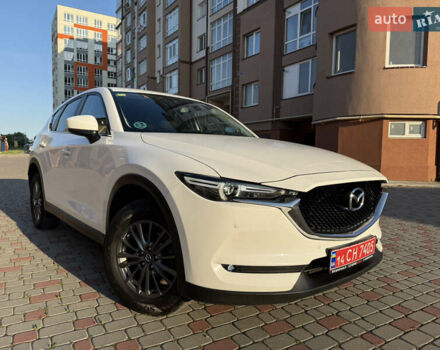 Белый Мазда СХ-5, объемом двигателя 2.2 л и пробегом 182 тыс. км за 18900 $, фото 1 на Automoto.ua