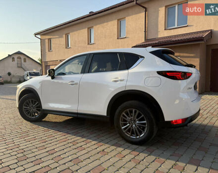 Белый Мазда СХ-5, объемом двигателя 2.2 л и пробегом 185 тыс. км за 18900 $, фото 9 на Automoto.ua