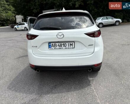 Білий Мазда СХ-5, об'ємом двигуна 2.49 л та пробігом 75 тис. км за 18000 $, фото 8 на Automoto.ua