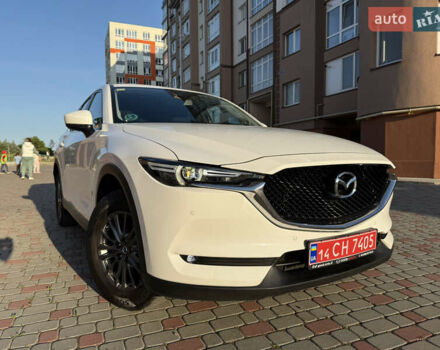 Белый Мазда СХ-5, объемом двигателя 2.2 л и пробегом 186 тыс. км за 18500 $, фото 1 на Automoto.ua