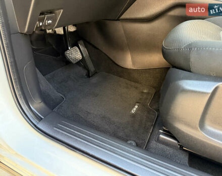 Белый Мазда СХ-5, объемом двигателя 2.2 л и пробегом 185 тыс. км за 18900 $, фото 69 на Automoto.ua