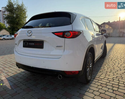 Белый Мазда СХ-5, объемом двигателя 2.2 л и пробегом 185 тыс. км за 18900 $, фото 6 на Automoto.ua