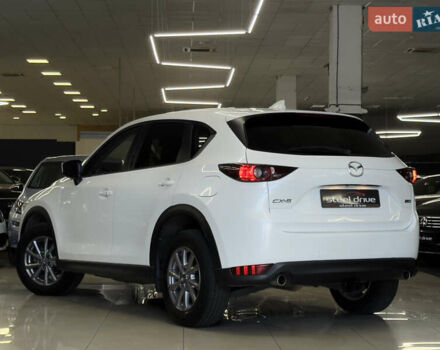 Белый Мазда СХ-5, объемом двигателя 2.49 л и пробегом 138 тыс. км за 19999 $, фото 12 на Automoto.ua