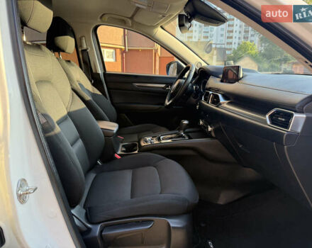 Белый Мазда СХ-5, объемом двигателя 2.2 л и пробегом 185 тыс. км за 18900 $, фото 107 на Automoto.ua