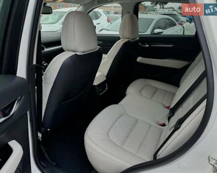 Мазда СХ-5 2018 у Києві на Automoto.ua Білий Мазда СХ-5, об'ємом двигуна 2.49 л та пробігом 126 тис. км за 20250 $, фото 8 на Automoto.ua