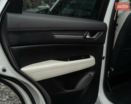 Белый Мазда СХ-5, объемом двигателя 2.49 л и пробегом 89 тыс. км за 22900 $, фото 43 на Automoto.ua