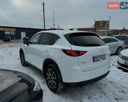 Мазда СХ-5 2018 у Києві на Automoto.ua Білий Мазда СХ-5, об'ємом двигуна 2.49 л та пробігом 126 тис. км за 20250 $, фото 4 на Automoto.ua