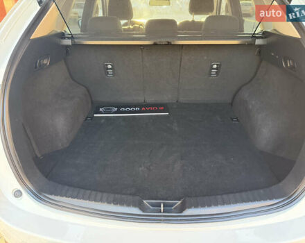 Белый Мазда СХ-5, объемом двигателя 2.2 л и пробегом 186 тыс. км за 18500 $, фото 97 на Automoto.ua