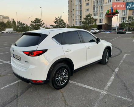 Белый Мазда СХ-5, объемом двигателя 2 л и пробегом 80 тыс. км за 21300 $, фото 1 на Automoto.ua