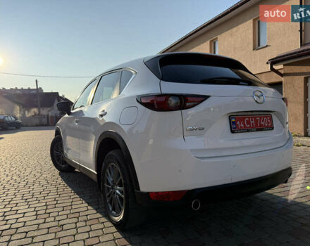 Белый Мазда СХ-5, объемом двигателя 2.2 л и пробегом 185 тыс. км за 18900 $, фото 18 на Automoto.ua