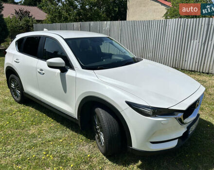 Белый Мазда СХ-5, объемом двигателя 2.2 л и пробегом 220 тыс. км за 20950 $, фото 1 на Automoto.ua