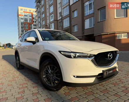 Белый Мазда СХ-5, объемом двигателя 2.2 л и пробегом 185 тыс. км за 18900 $, фото 3 на Automoto.ua