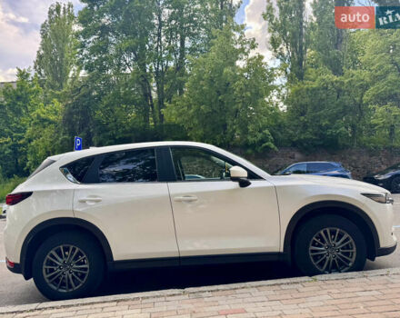 Белый Мазда СХ-5, объемом двигателя 2.19 л и пробегом 89 тыс. км за 23900 $, фото 3 на Automoto.ua