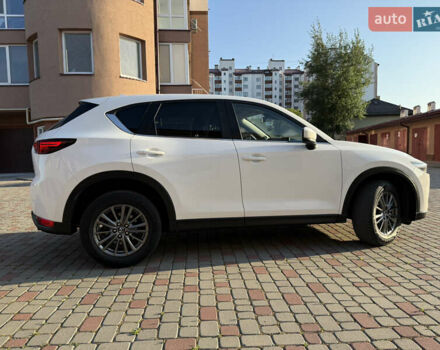 Белый Мазда СХ-5, объемом двигателя 2.2 л и пробегом 185 тыс. км за 18900 $, фото 32 на Automoto.ua