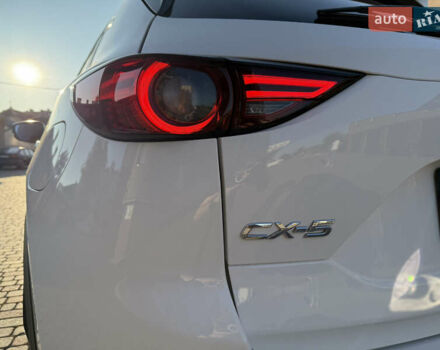 Белый Мазда СХ-5, объемом двигателя 2.2 л и пробегом 186 тыс. км за 18500 $, фото 31 на Automoto.ua