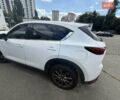 Белый Мазда СХ-5, объемом двигателя 2.49 л и пробегом 124 тыс. км за 12300 $, фото 14 на Automoto.ua