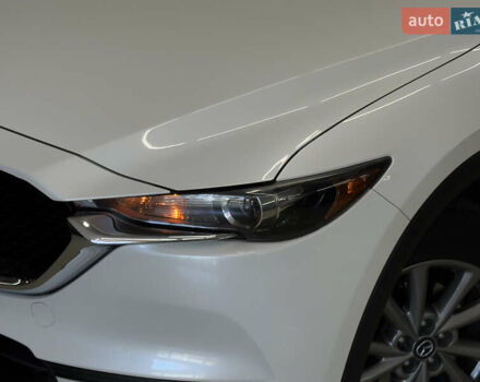 Белый Мазда СХ-5, объемом двигателя 2.49 л и пробегом 138 тыс. км за 19999 $, фото 2 на Automoto.ua