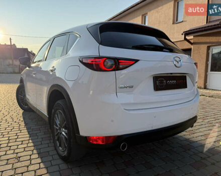 Белый Мазда СХ-5, объемом двигателя 2.2 л и пробегом 185 тыс. км за 18900 $, фото 8 на Automoto.ua