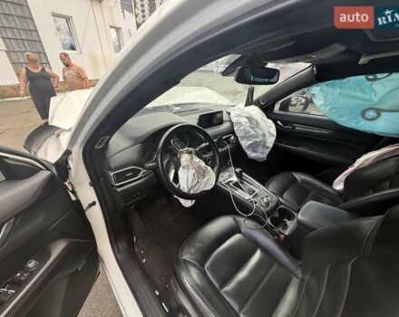 Белый Мазда СХ-5, объемом двигателя 2.49 л и пробегом 124 тыс. км за 12300 $, фото 13 на Automoto.ua