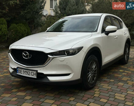 Белый Мазда СХ-5, объемом двигателя 2 л и пробегом 35 тыс. км за 22700 $, фото 4 на Automoto.ua