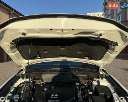 Белый Мазда СХ-5, объемом двигателя 2.2 л и пробегом 185 тыс. км за 18900 $, фото 114 на Automoto.ua