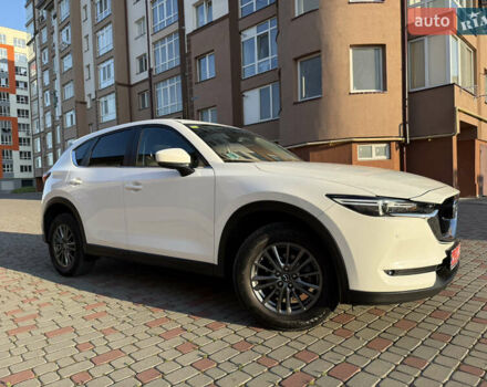 Белый Мазда СХ-5, объемом двигателя 2.2 л и пробегом 186 тыс. км за 18500 $, фото 3 на Automoto.ua