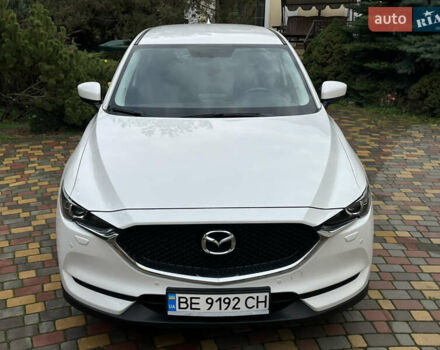 Белый Мазда СХ-5, объемом двигателя 2 л и пробегом 35 тыс. км за 22700 $, фото 3 на Automoto.ua