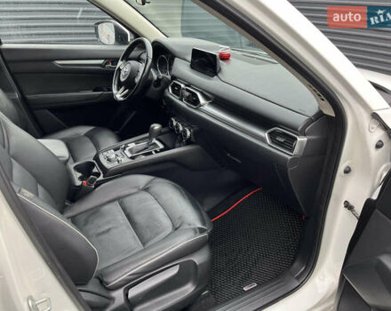 Білий Мазда СХ-5, об'ємом двигуна 2.49 л та пробігом 157 тис. км за 18600 $, фото 8 на Automoto.ua