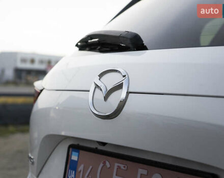 Белый Мазда СХ-5, объемом двигателя 2.49 л и пробегом 52 тыс. км за 23300 $, фото 7 на Automoto.ua