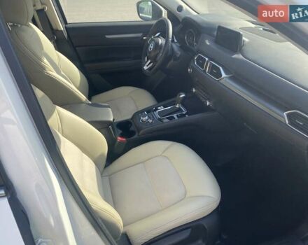 Білий Мазда СХ-5, об'ємом двигуна 2.49 л та пробігом 65 тис. км за 20500 $, фото 41 на Automoto.ua