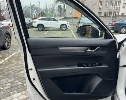 Белый Мазда СХ-5, объемом двигателя 2 л и пробегом 77 тыс. км за 23700 $, фото 25 на Automoto.ua