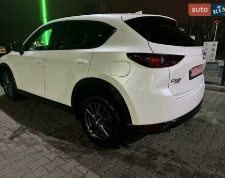 Белый Мазда СХ-5, объемом двигателя 2.49 л и пробегом 121 тыс. км за 19999 $, фото 7 на Automoto.ua