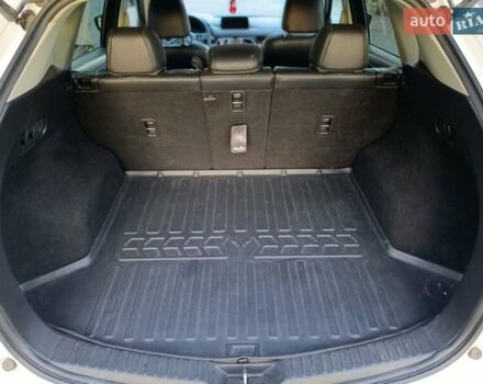 Белый Мазда СХ-5, объемом двигателя 2.49 л и пробегом 119 тыс. км за 26000 $, фото 24 на Automoto.ua