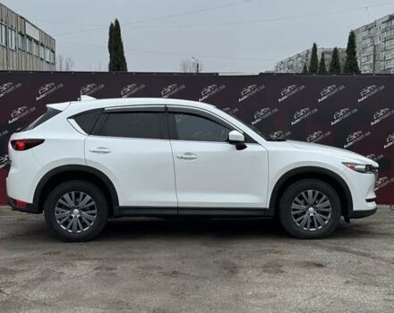 Білий Мазда СХ-5, об'ємом двигуна 2.49 л та пробігом 77 тис. км за 21000 $, фото 4 на Automoto.ua