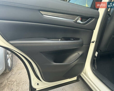 Мазда СХ-5 2019 в Днепре (Днепропетровске) на Automoto.ua Белый Мазда СХ-5, объемом двигателя 2.49 л и пробегом 53 тыс. км за 25000 $, фото 13 на Automoto.ua