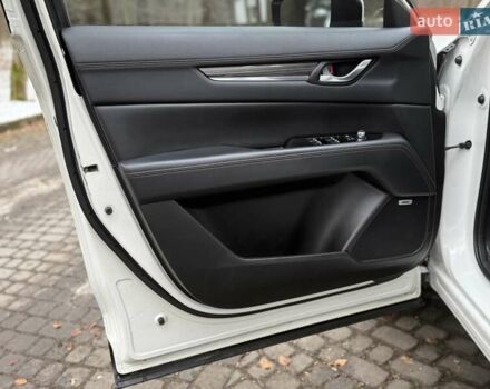 Білий Мазда СХ-5, об'ємом двигуна 2.49 л та пробігом 89 тис. км за 15800 $, фото 77 на Automoto.ua