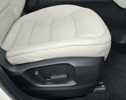 Білий Мазда СХ-5, об'ємом двигуна 2.49 л та пробігом 96 тис. км за 22950 $, фото 17 на Automoto.ua