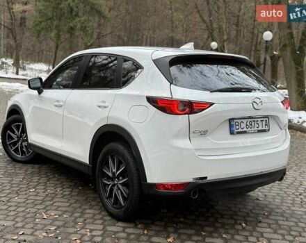 Білий Мазда СХ-5, об'ємом двигуна 2.49 л та пробігом 89 тис. км за 15800 $, фото 16 на Automoto.ua