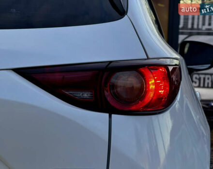 Білий Мазда СХ-5, об'ємом двигуна 2.5 л та пробігом 79 тис. км за 18500 $, фото 22 на Automoto.ua